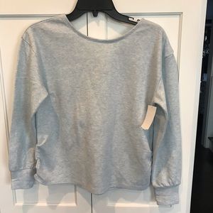 ZELLA NWT Labyrinth Cross Back Pullover